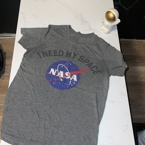 Gray Nasa t shirt 🖤